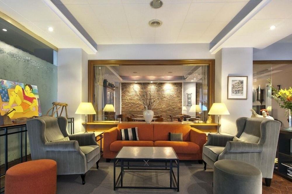 Apartamentos Pessets Adelaida Sort Dış mekan fotoğraf