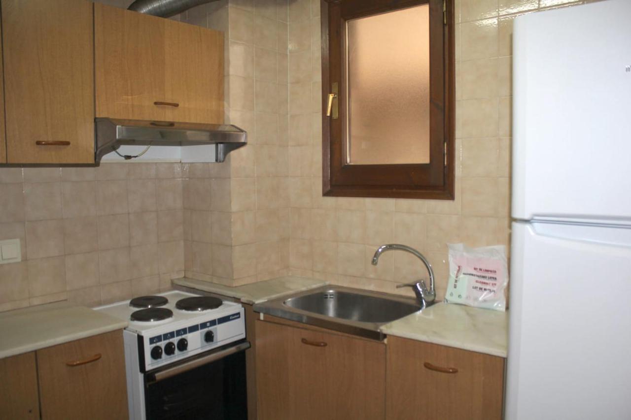 Apartamentos Pessets Adelaida Sort Dış mekan fotoğraf