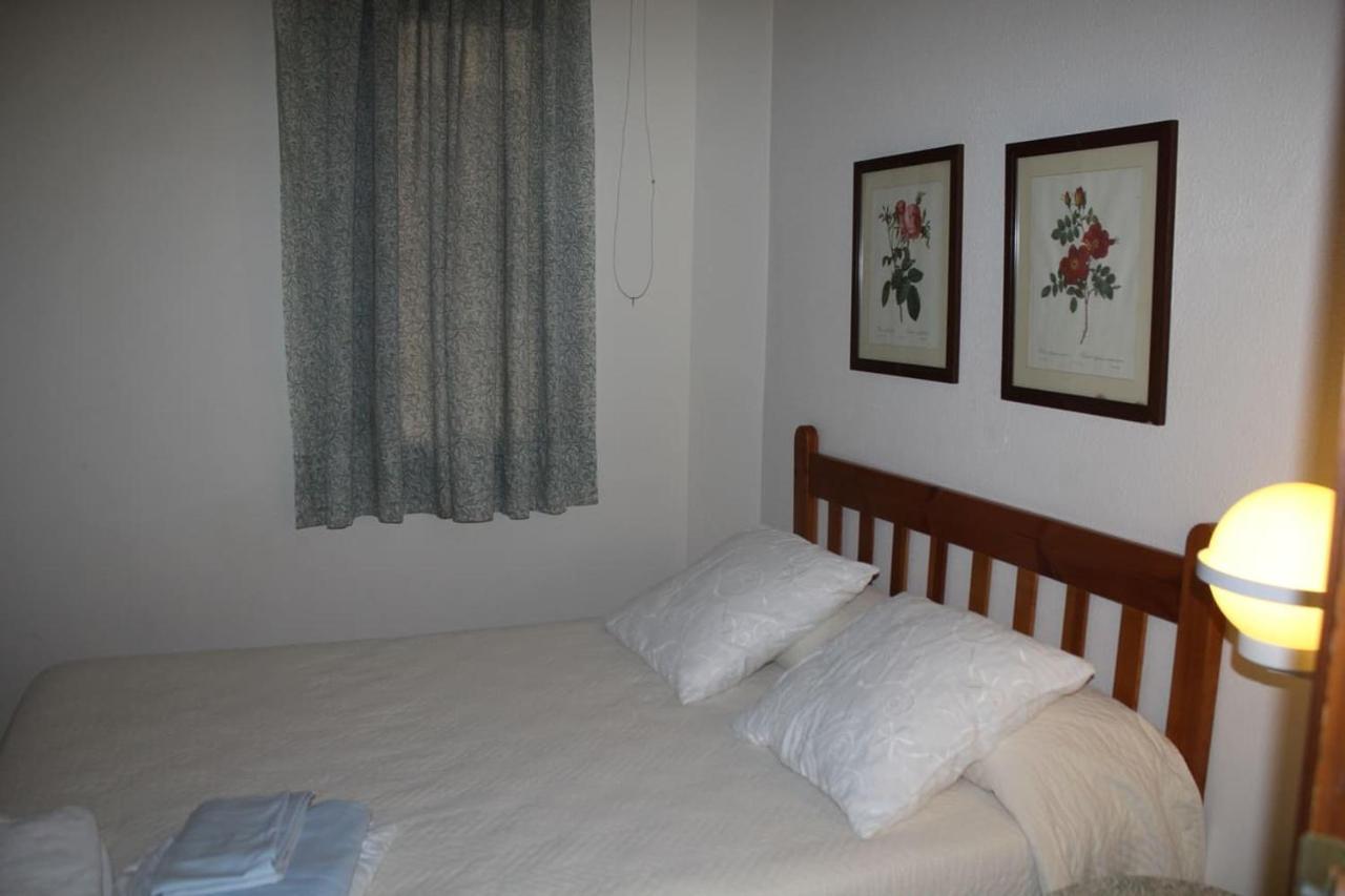 Apartamentos Pessets Adelaida Sort Dış mekan fotoğraf